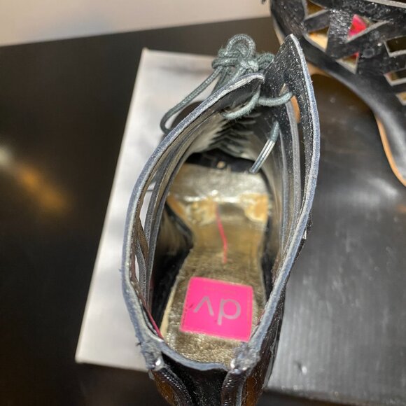 DV Dolce Vita Heels - Picture 4 of 4